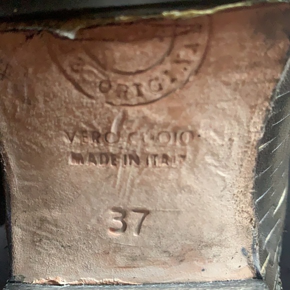 ITALIAN MADE Boots, Soft Leather, New Sole Grips, Size 37, Worn Once, Like New - Picture 6 of 6